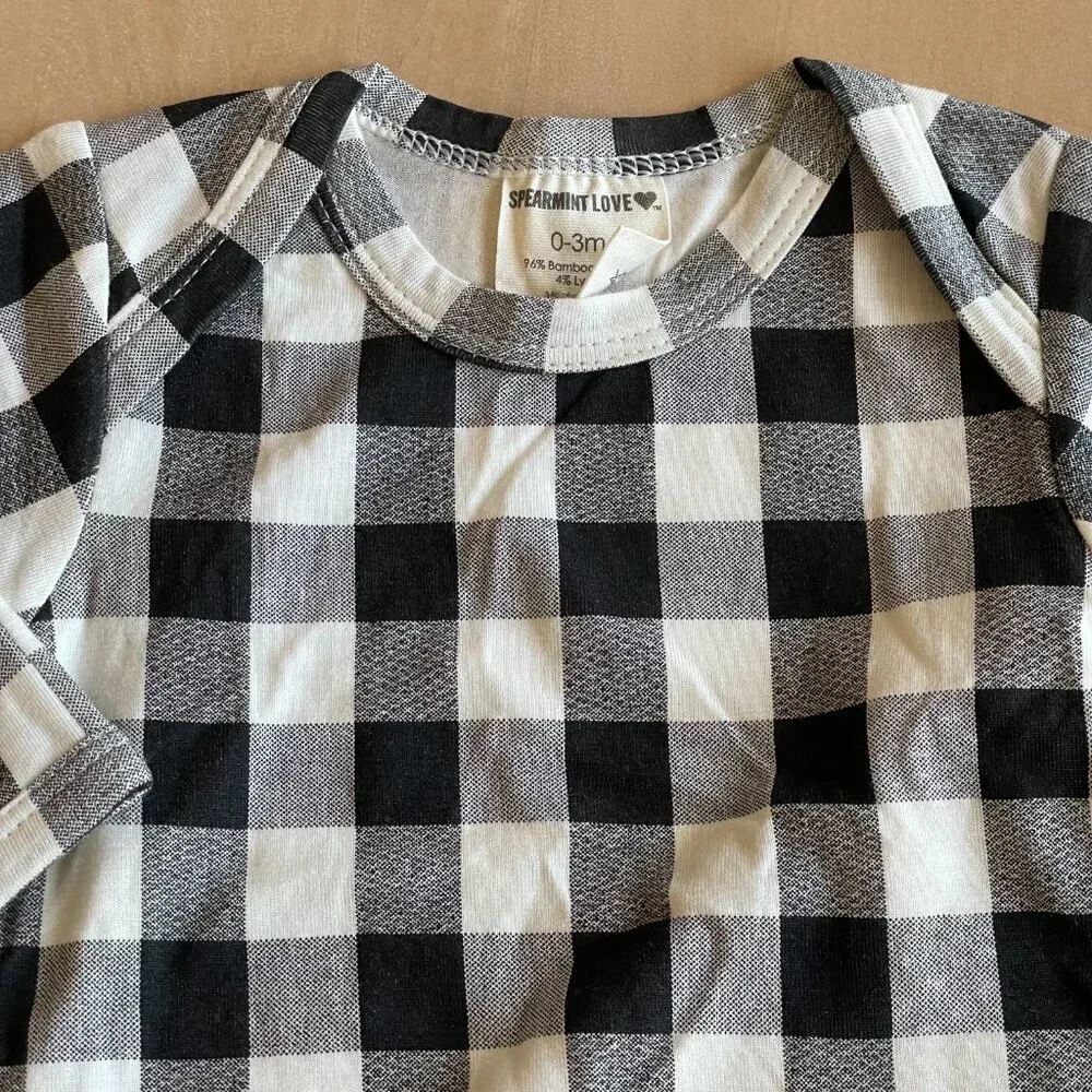Spearmint Love‎ Bamboo Baby Black White Checkered Newborn Knotted Gown